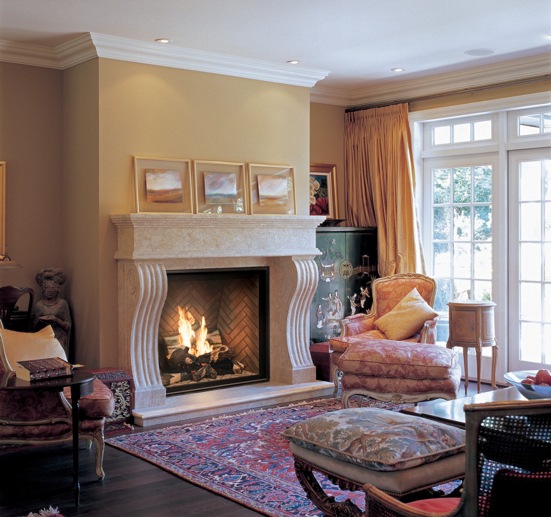 Town and Country custom fireplace in Georgetown